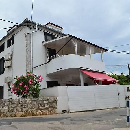 Vila Zlata Apartment Punat Exterior photo